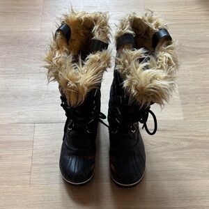 Sorel Black and Brown Fur-Lined Winter Boots